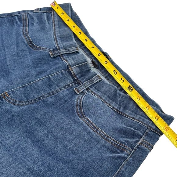 Judy Blue Pull on Boyfriend Fit Distressed Comfort Jeans Stretch Women’s 14W - Picture 9 of 12